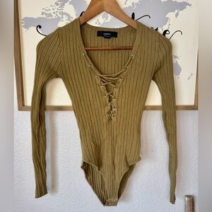 Forever 21 ribbed lace up bodysuit small